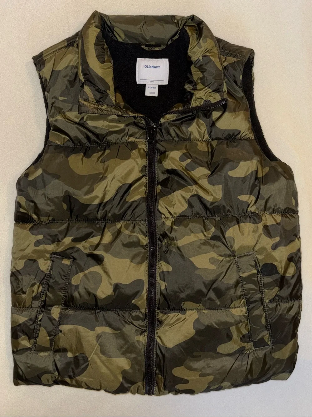 Old Navy Kids Camo Puffer Vest Size L 10-12 Green Black